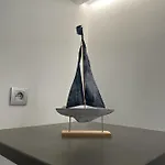 Poire Et Table 2 Marana Ostende