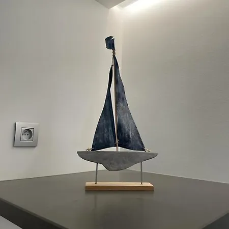 Poire Et Table 2 Marana Ostende
